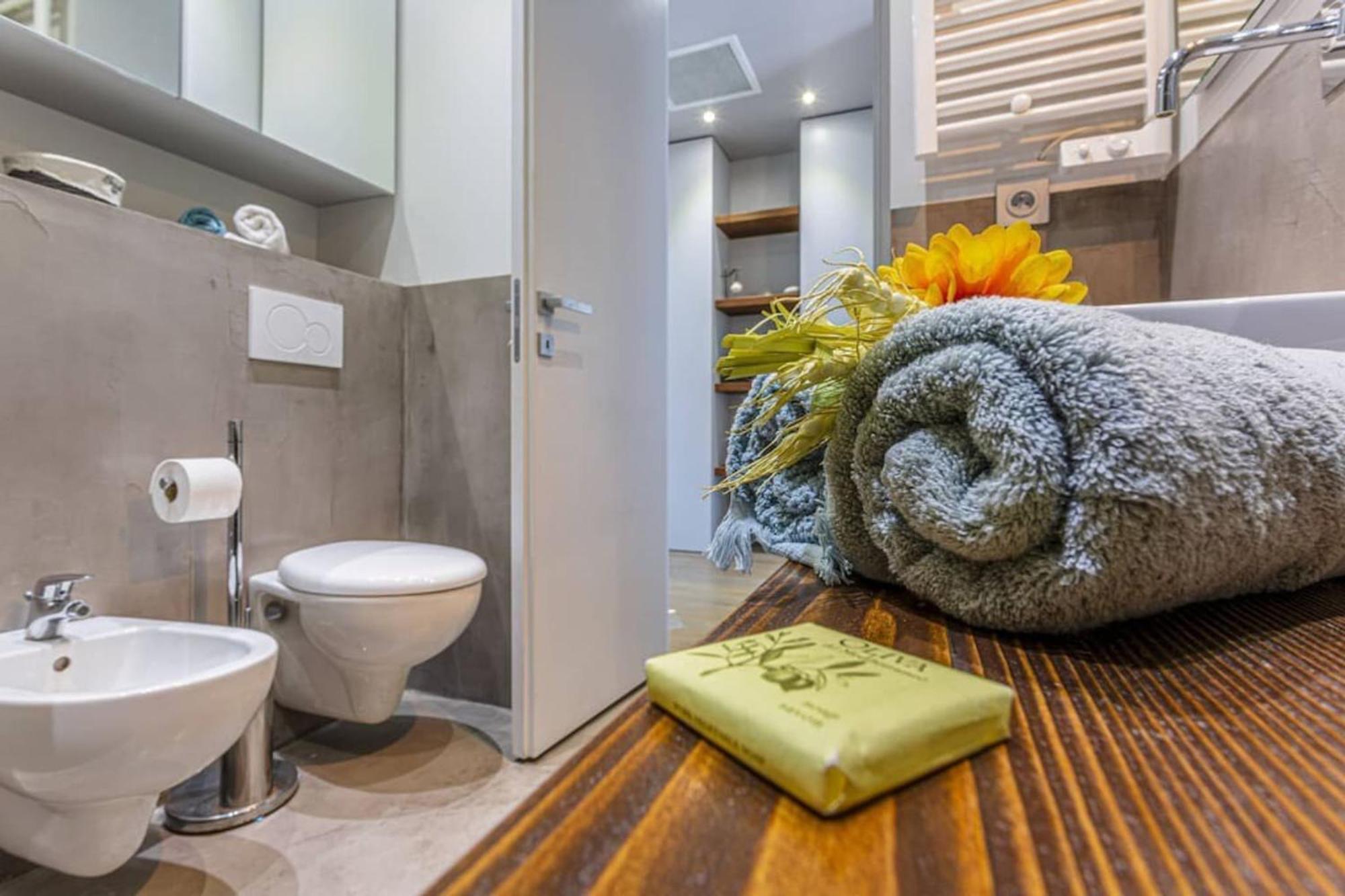 ניס Fleurs 22 - City Center - Modern W Terrace מראה חיצוני תמונה